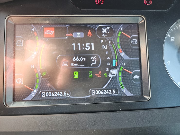 2022-komatsu-wa270-8-image-11