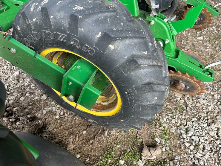 john-deere-1725c-image-6