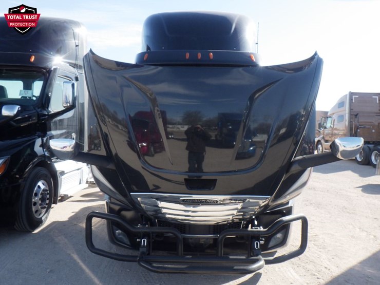 2022-freightliner-cascadia-116-image-21