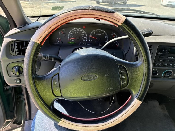 2000-ford-expedition-image-14