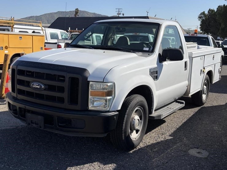 2008-ford-f250-image-1