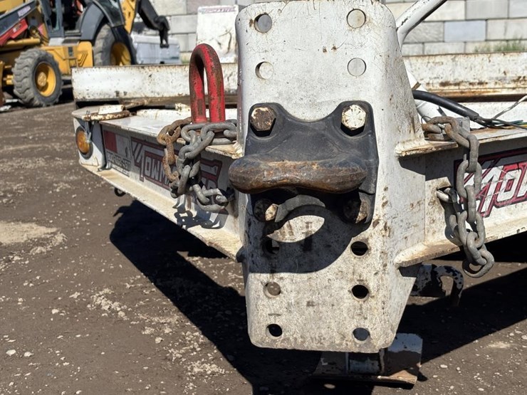 2021-towmaster-t-14dt-image-14