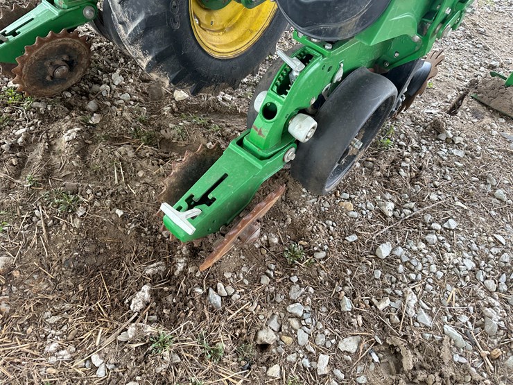 john-deere-1725c-image-11