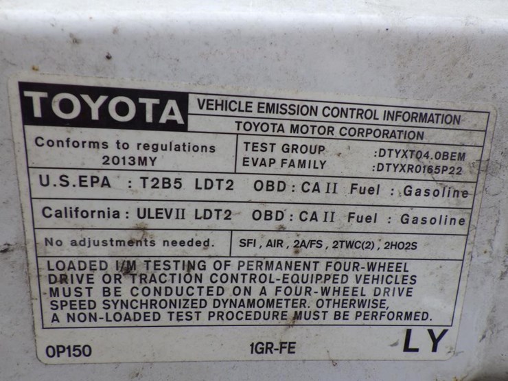 2013-toyota-tacoma-image-12