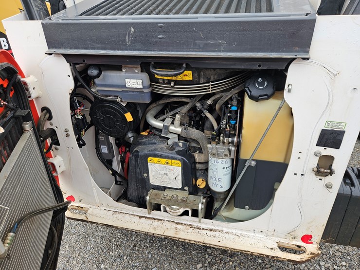 2021-bobcat-t66-image-16
