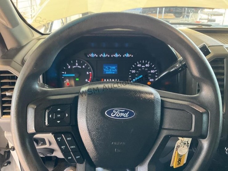 2017-ford-f450-image-21