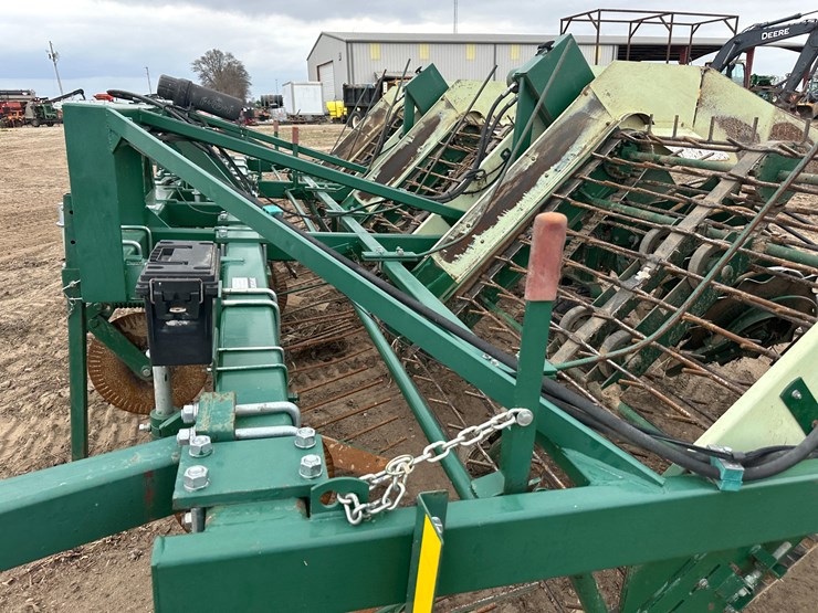 #38830-•-kmc-6-38-peanut-digger-image-28