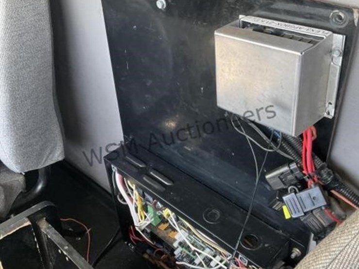 2014-altec-d3050b-image-35