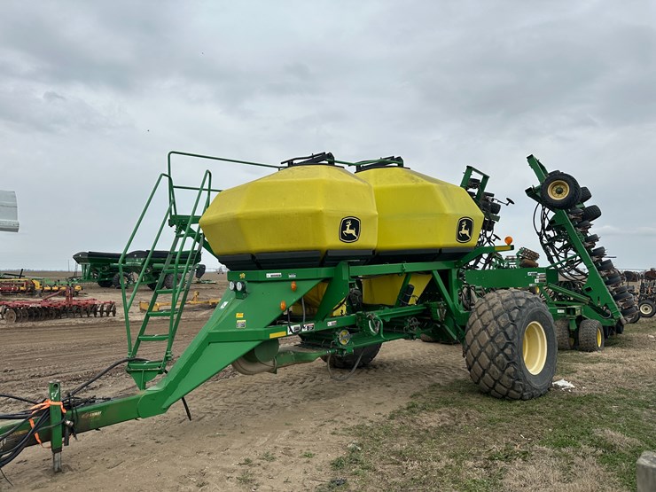 john-deere-1890-image-1