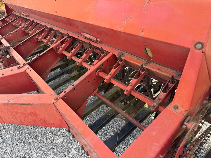 international-5100-image-12