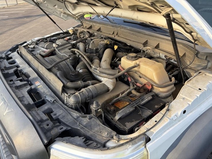 2012-ford-f550-image-6