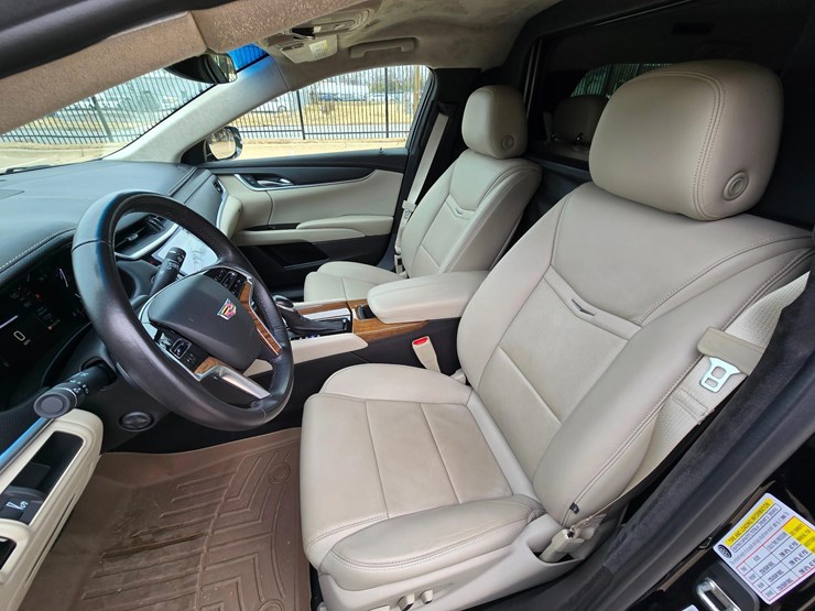 2019-cadillac-xts-stretch-limousine-for-sale,-s-and-s-coachbuilders,-70in,-7731-miles-image-17
