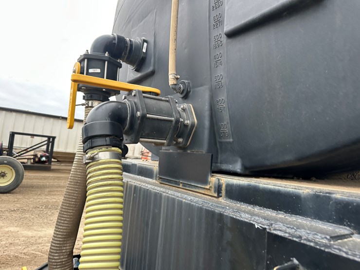 #38802-•-2022-kbh-40'-t/a-6000-gallon-nurse-trailer-vin:-1t9gn4022nc623368-image-37