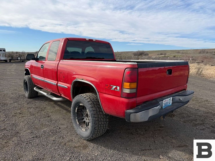 2001-gmc-sierra-1500-image-3