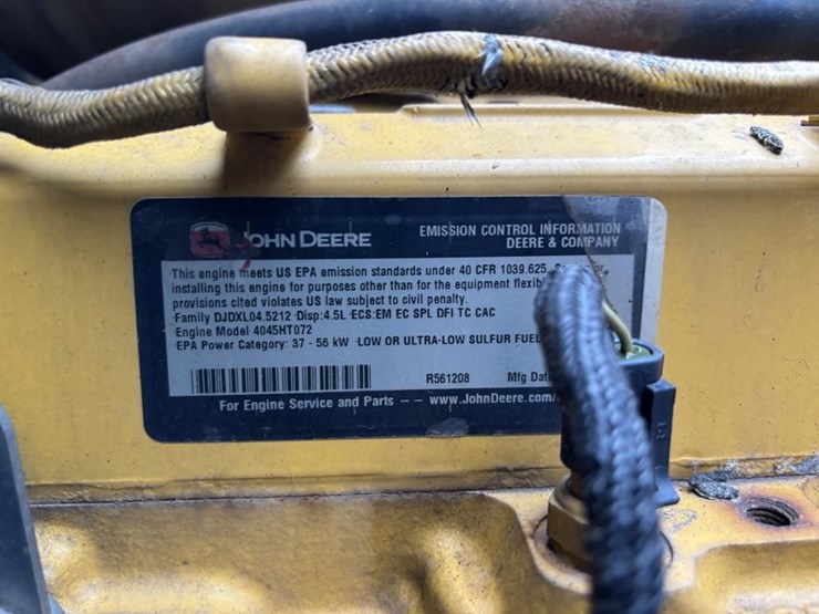 2017-deere-210lep-image-53