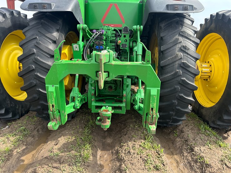 2019-john-deere-8295r-image-24