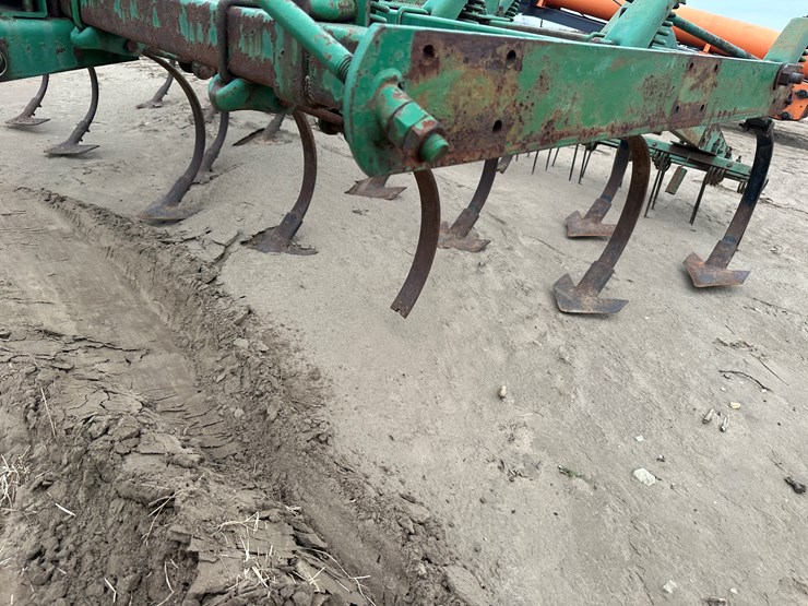 john-deere-1100-image-10