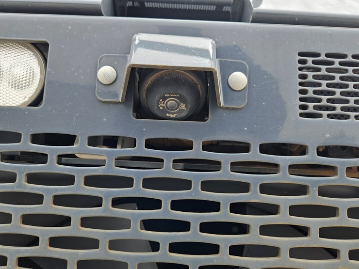 2022-deere-333g-image-22