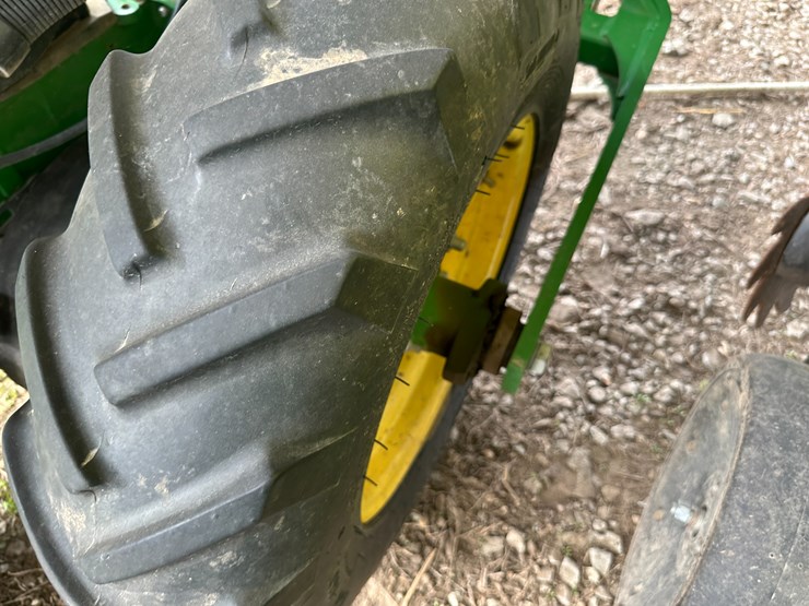 john-deere-1725-image-7