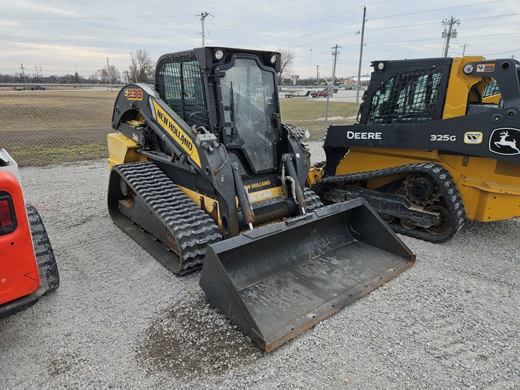 2012-new-holland-c238-image-1