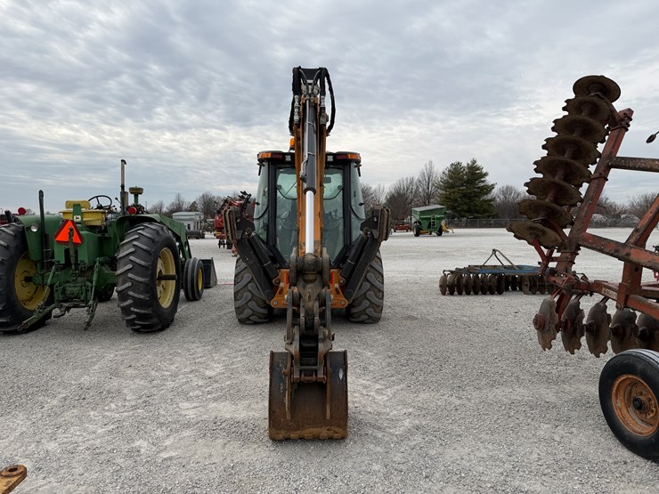 2022-case-580sn-image-22