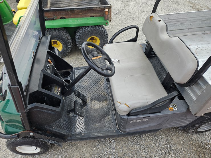 #205184-•-cushman-hauler-1200-golf-cart-image-5
