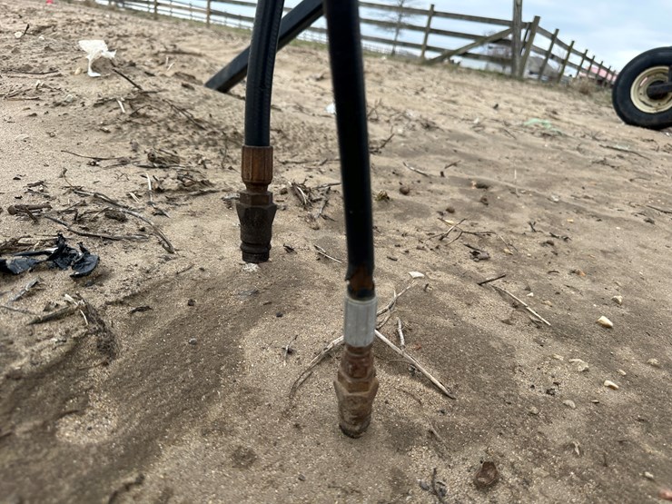 #38850-•-38'-yetter-toolbar-image-26