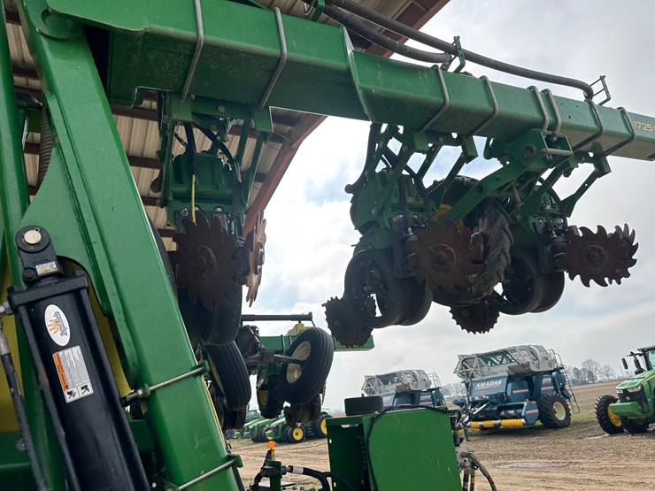 john-deere-1725c-image-49