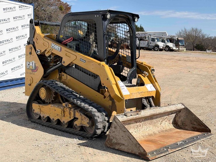 2023-caterpillar-259d3-image-4