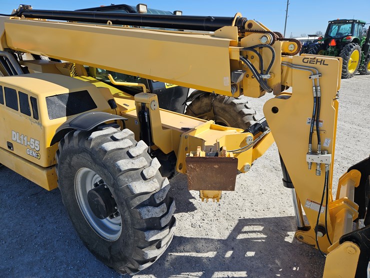 2019-gehl-dl11-image-19