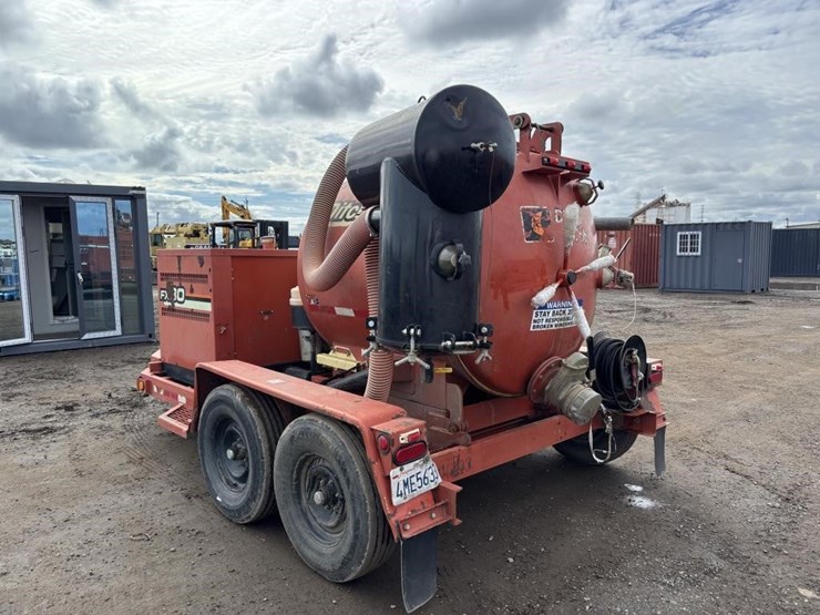 2009-ditch-witch-fx30-image-4