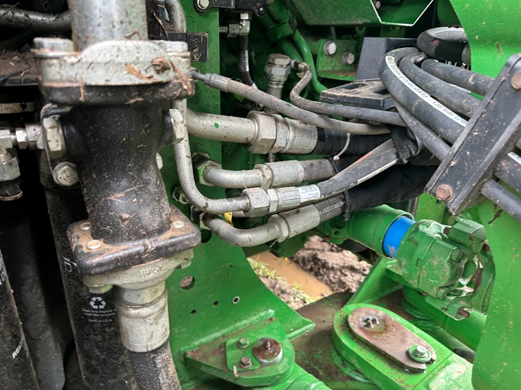 2020-john-deere-9470r-image-31