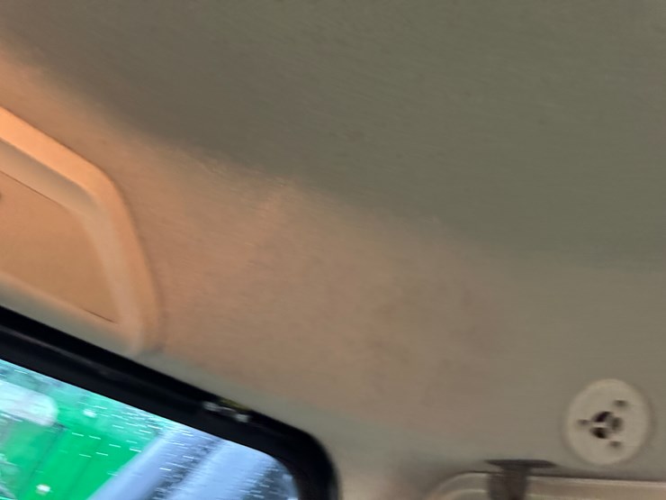 2021-john-deere-cp690-image-113