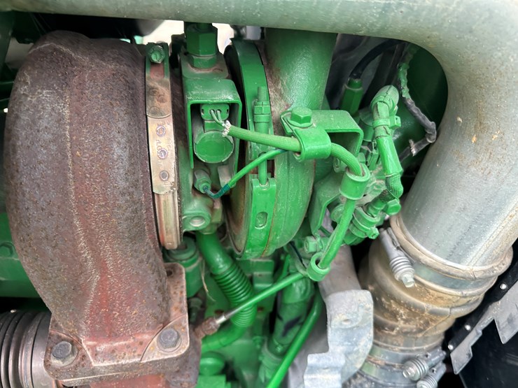 2021-john-deere-r4044-image-83