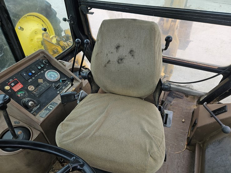 1994-deere-410d-image-10