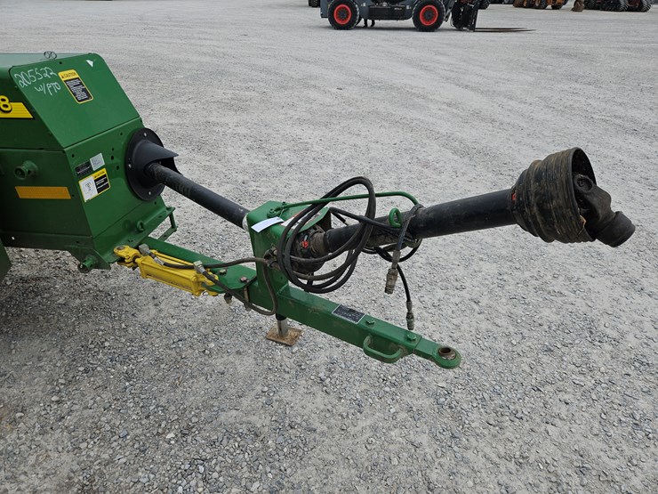 2021-john-deere-348-image-2