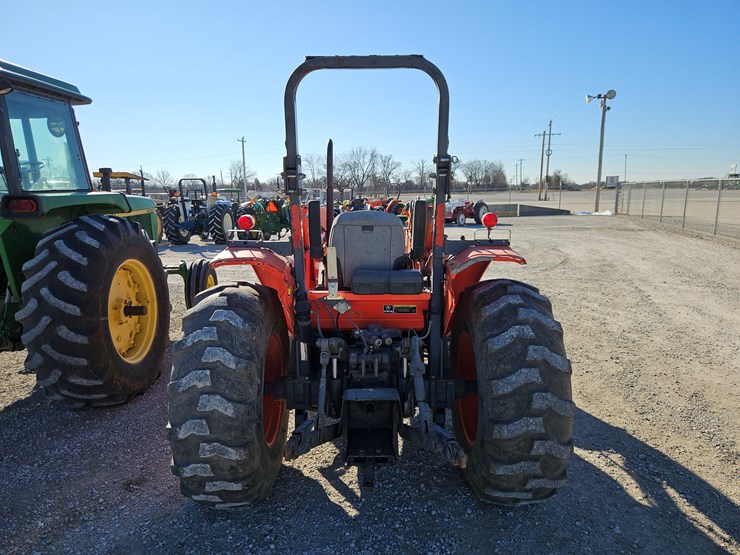 kubota-m7060-image-16