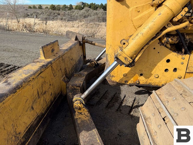 caterpillar-d6c-image-12