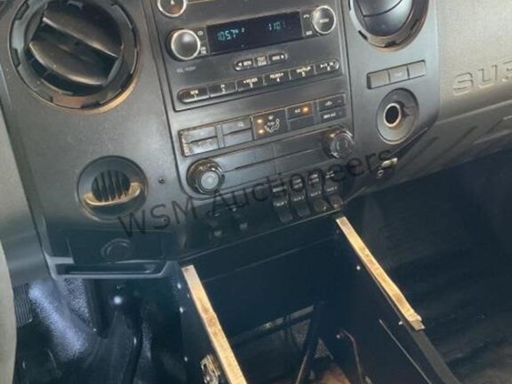 2016-ford-f450-image-19