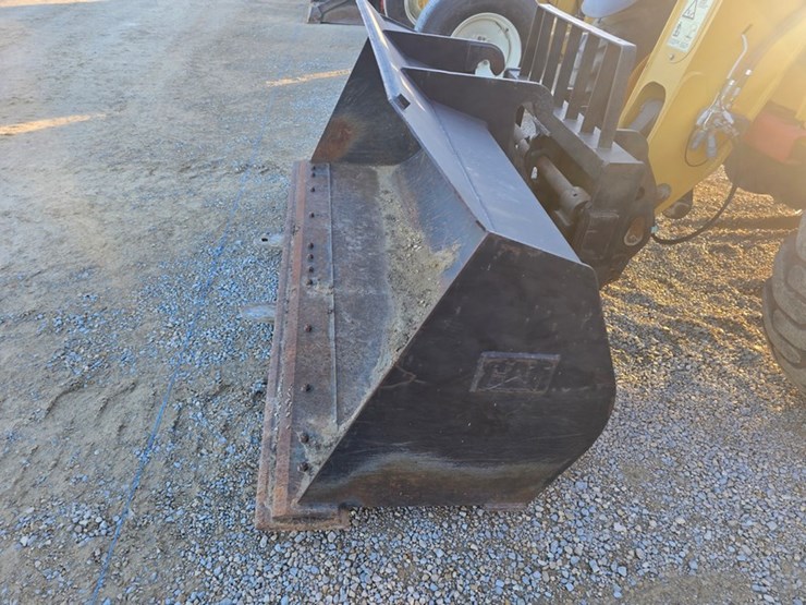 2009-caterpillar-th406-image-27