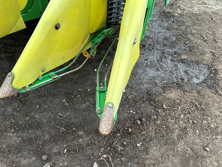 2021-john-deere-cp690-image-50