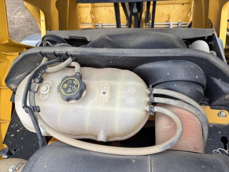 2018-deere-210lep-image-42