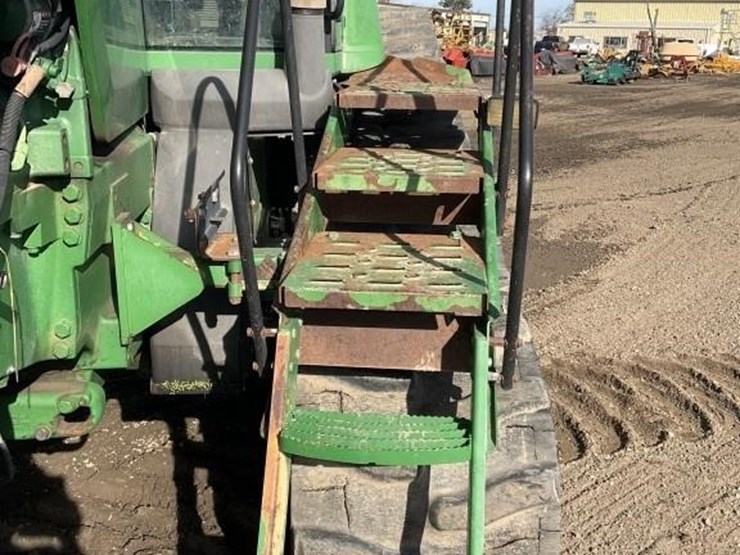 john-deere-8400t-image-22