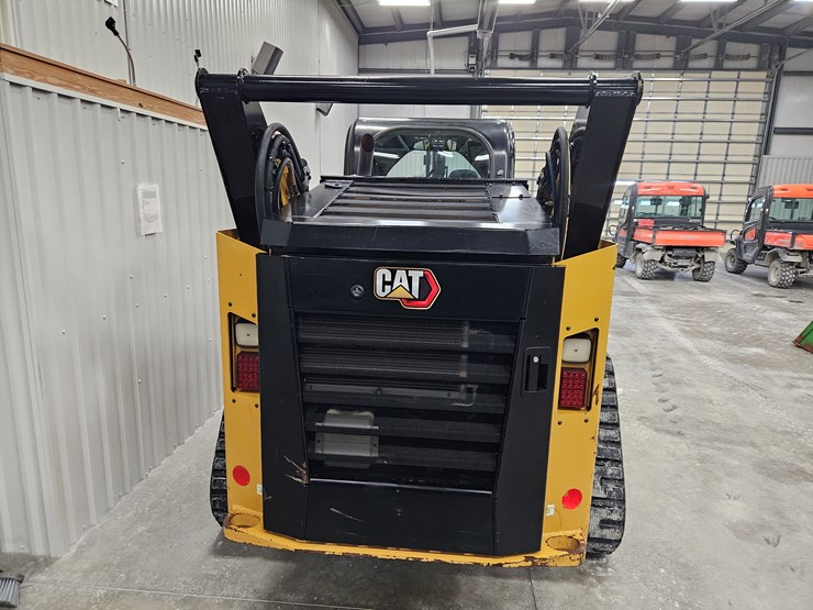 2023-caterpillar-299d3-image-20