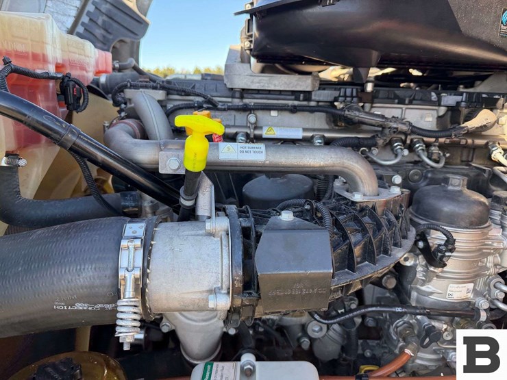 2017-freightliner-cascadia-125-image-44