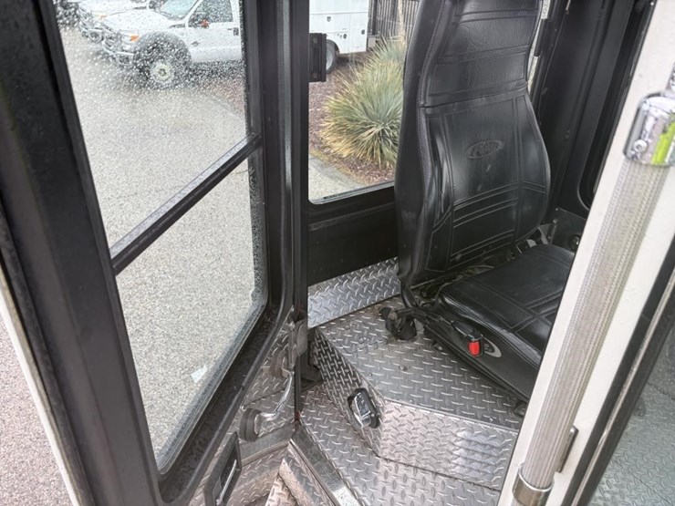 2003-pierce-arrow-image-7