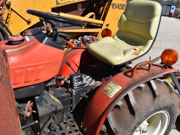 2027-yanmar-ym186-image-8