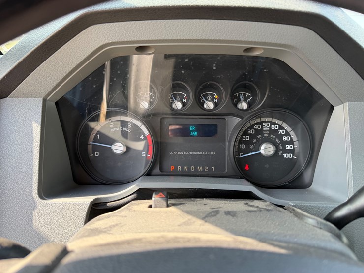 2014-ford-f550-image-9