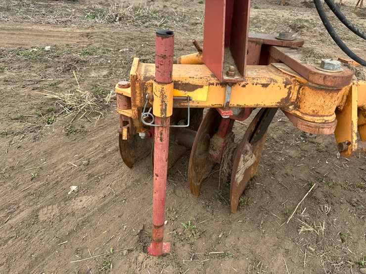 #40115-•-w&m-manufacturing-825-levee-plow-w/w&a-levee-seeder-image-14