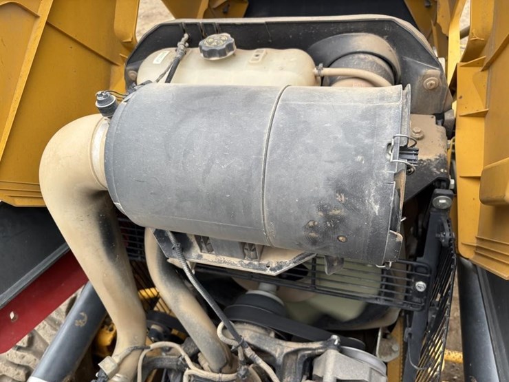 2018-deere-210lep-image-26